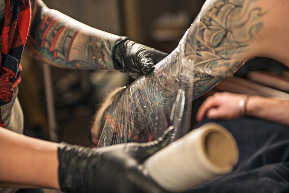 Best Lotion for New Tattoo: Aftercare Tips, Ingredients to Avoid, and Top Picks